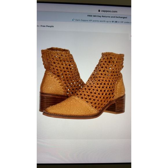 BRAND new in box, Free People In The Loop Woven Boot, in Tan, size 39.5 - Picture 2 of 11